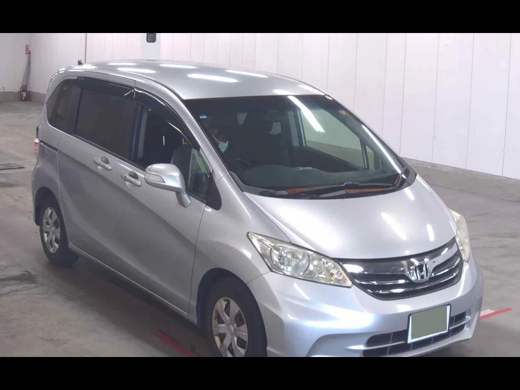 HONDA FREED G JUST SELECTION +