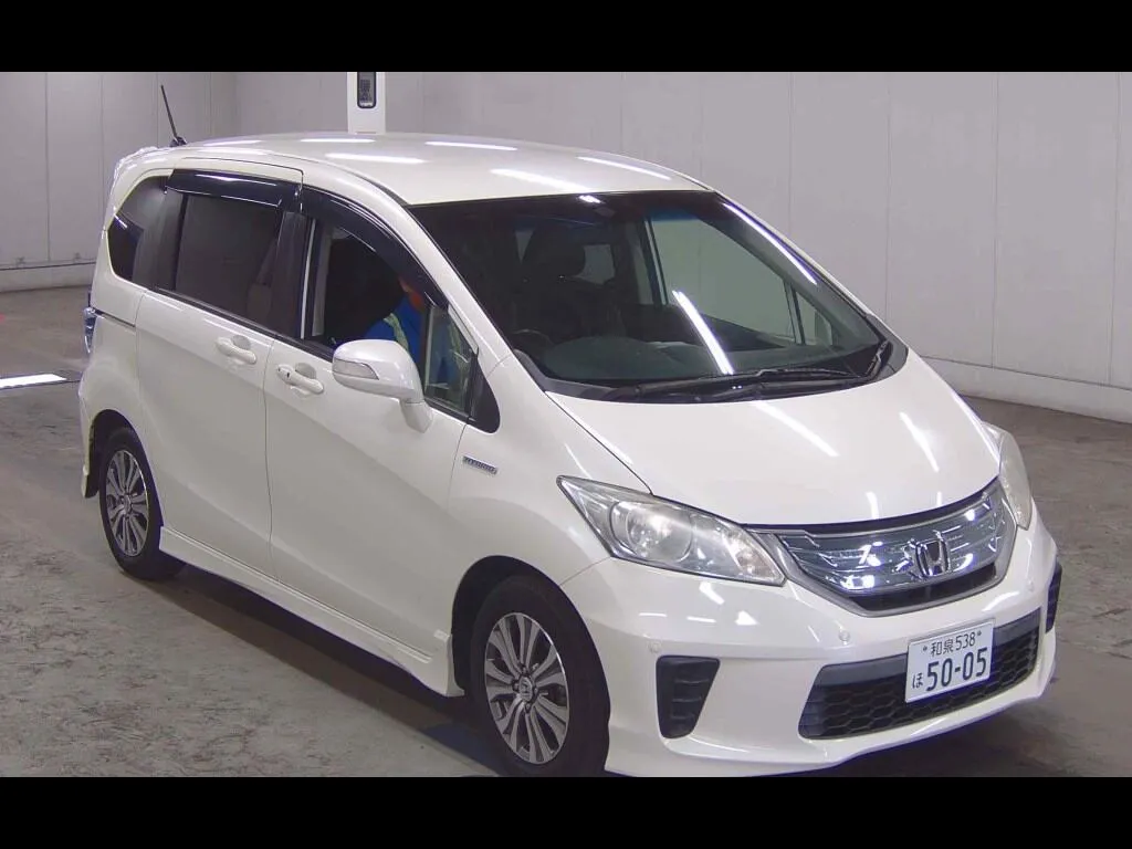HONDA FREED HYBRID JUST SELECTION