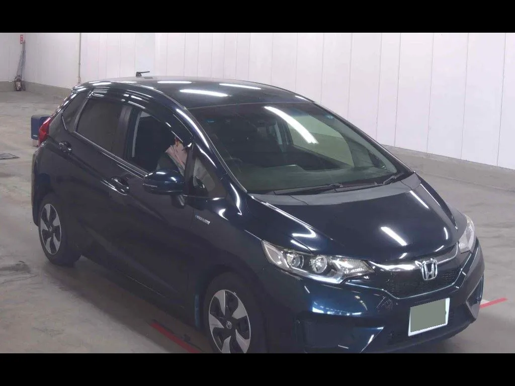 HONDA FIT HYBRID F PACKAGE