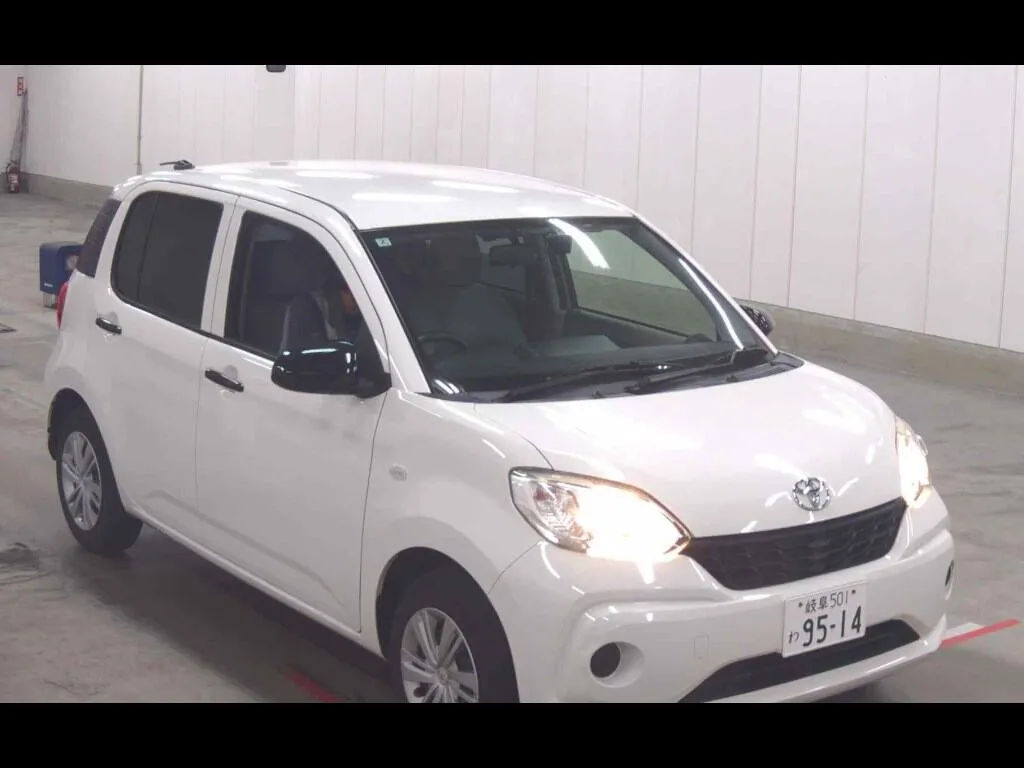 TOYOTA PASSO X