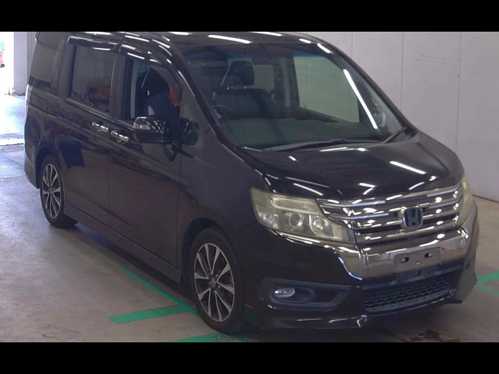HONDA STEPWAGON SPADA Z COOL SPIRIT