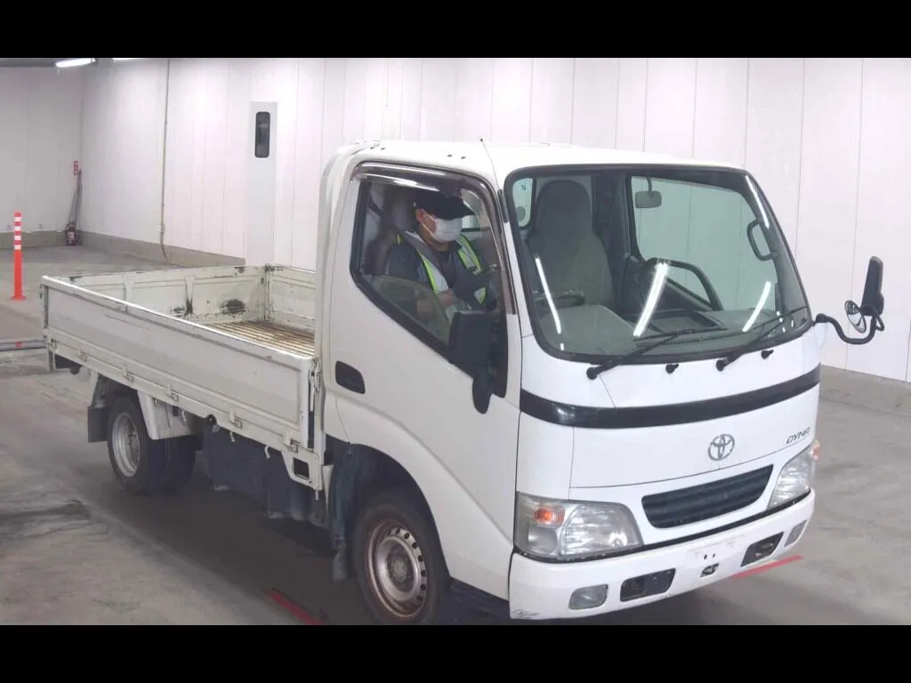 TOYOTA DYNA TRUCK