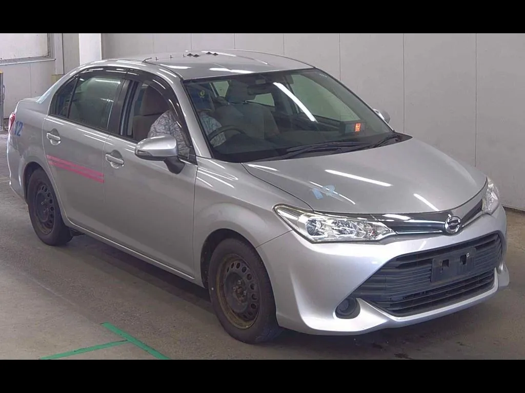 TOYOTA COROLLA AXIO 1.5X