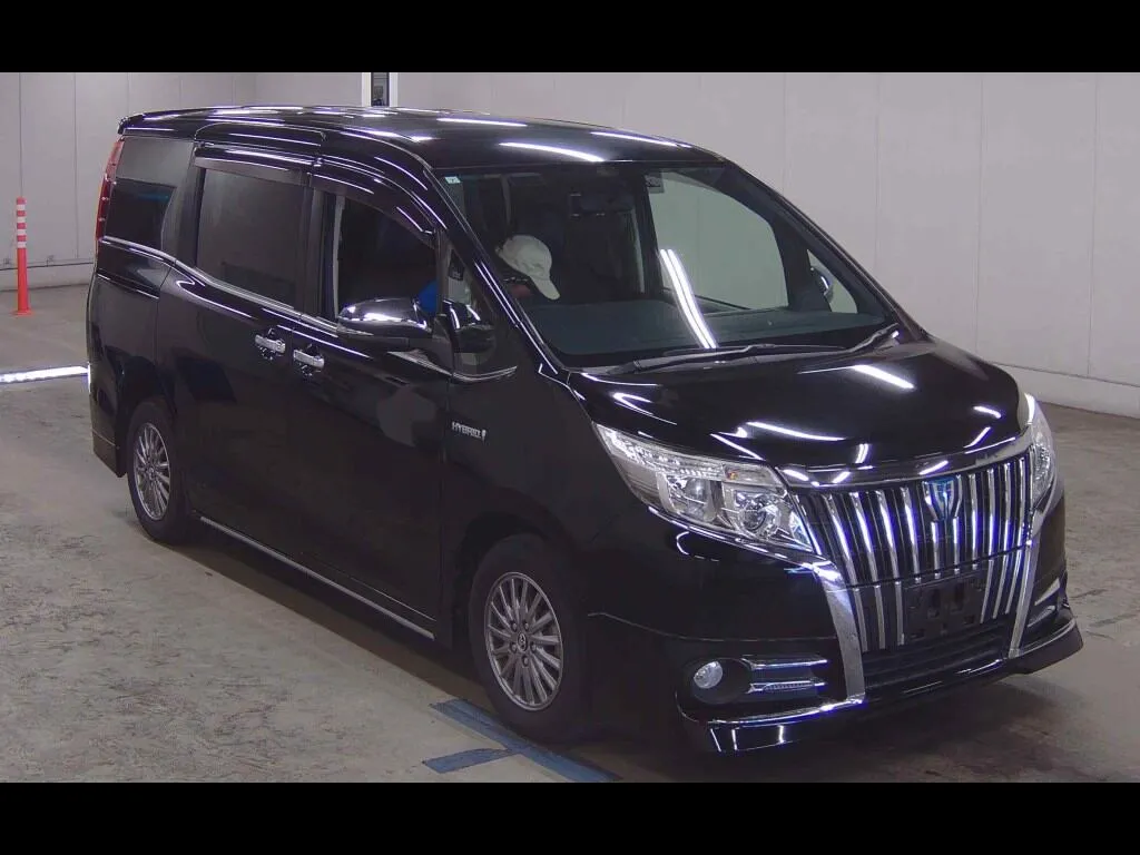 TOYOTA ESQUIRE HYBRID GI