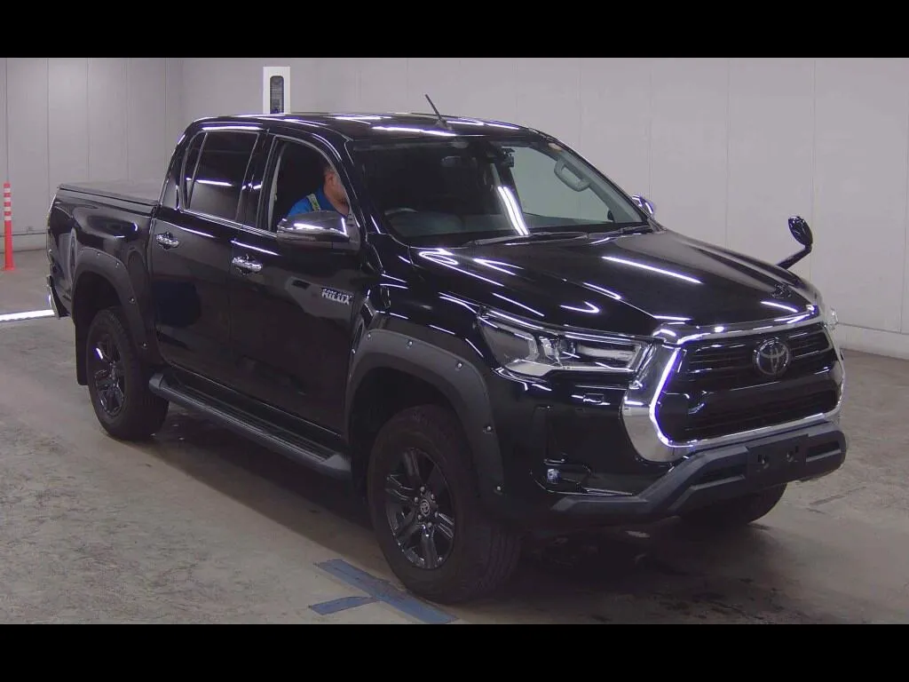 TOYOTA HILUX 4D 4WD Z