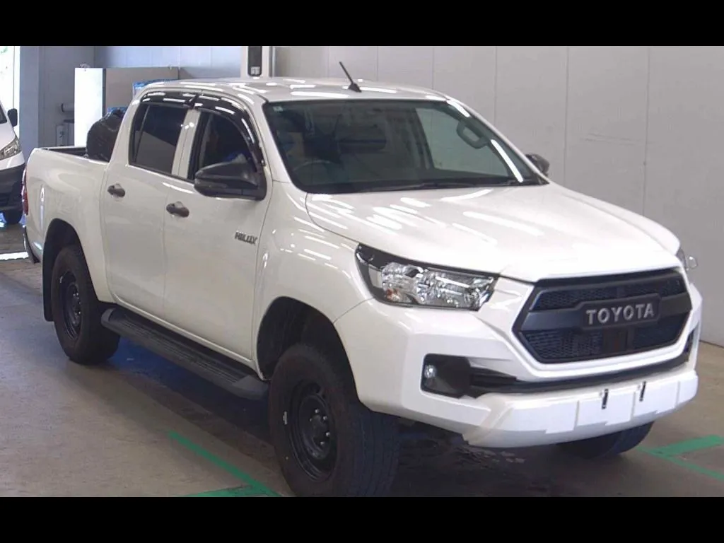 TOYOTA HILUX 4D 4WD X