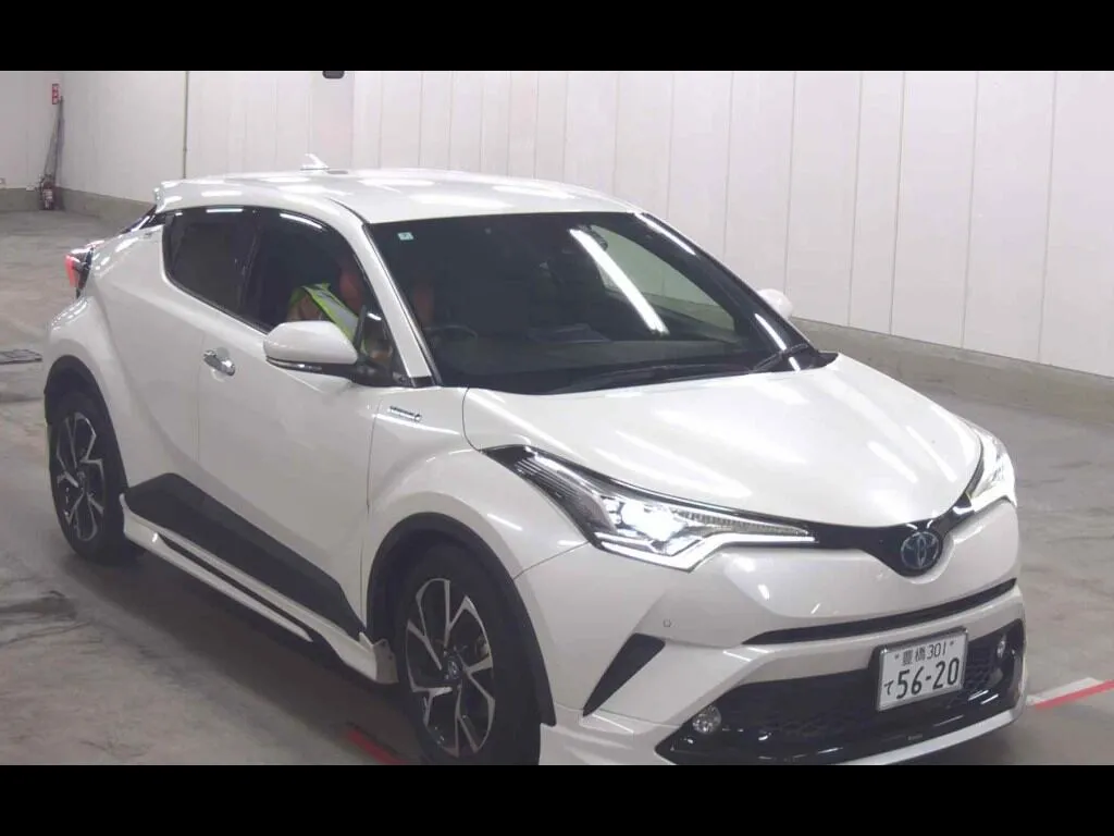 TOYOTA C-HR G LED EDITION