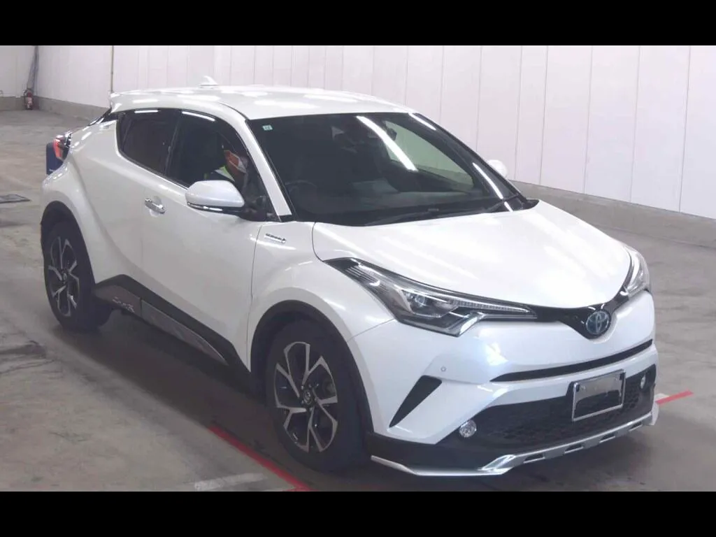 TOYOTA C-HR G LED EDITION