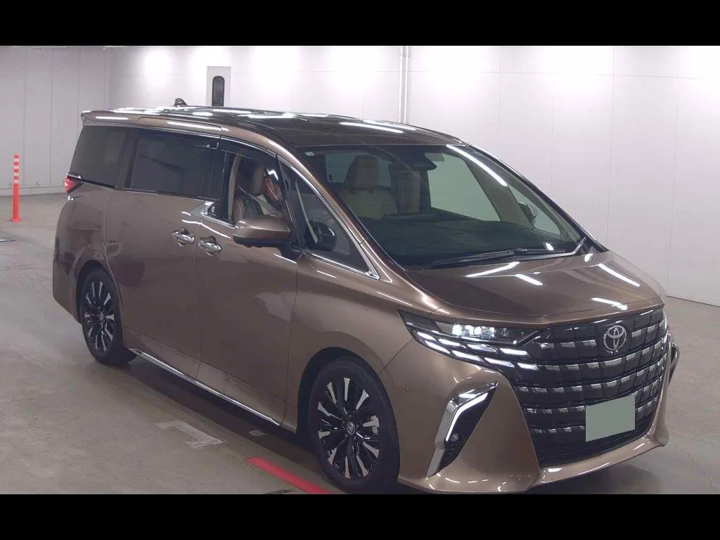 TOYOTA ALPHARD HYBRID EXECUTIVE LOUNGE