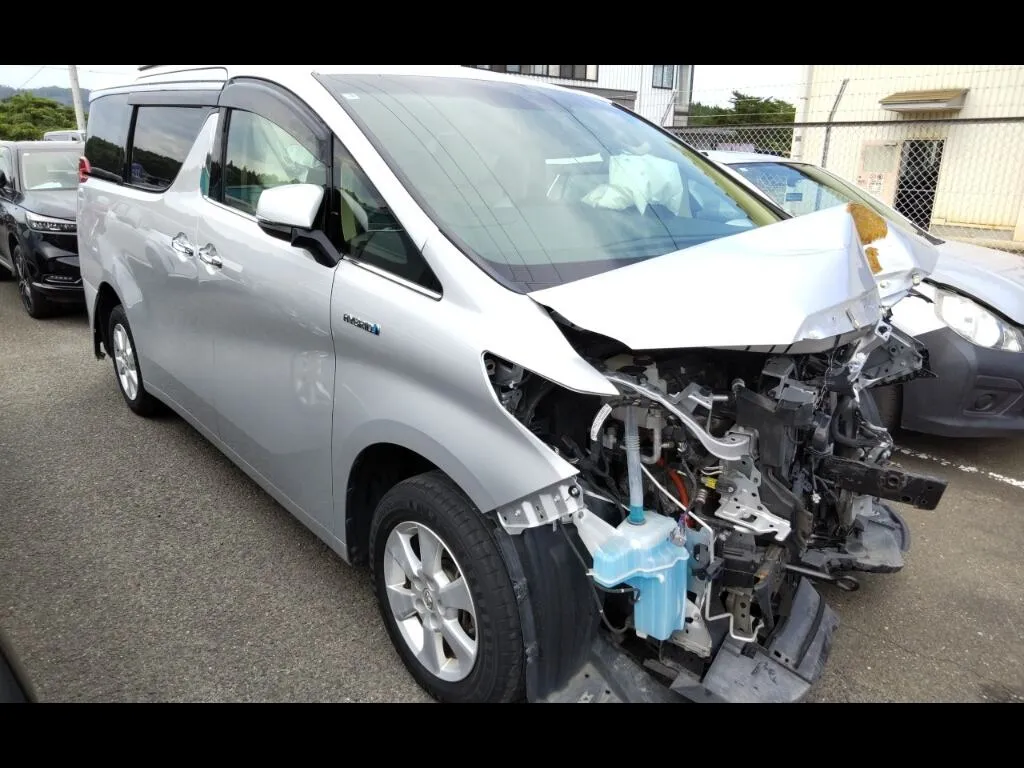 TOYOTA ALPHARD HYBRID 4WD X