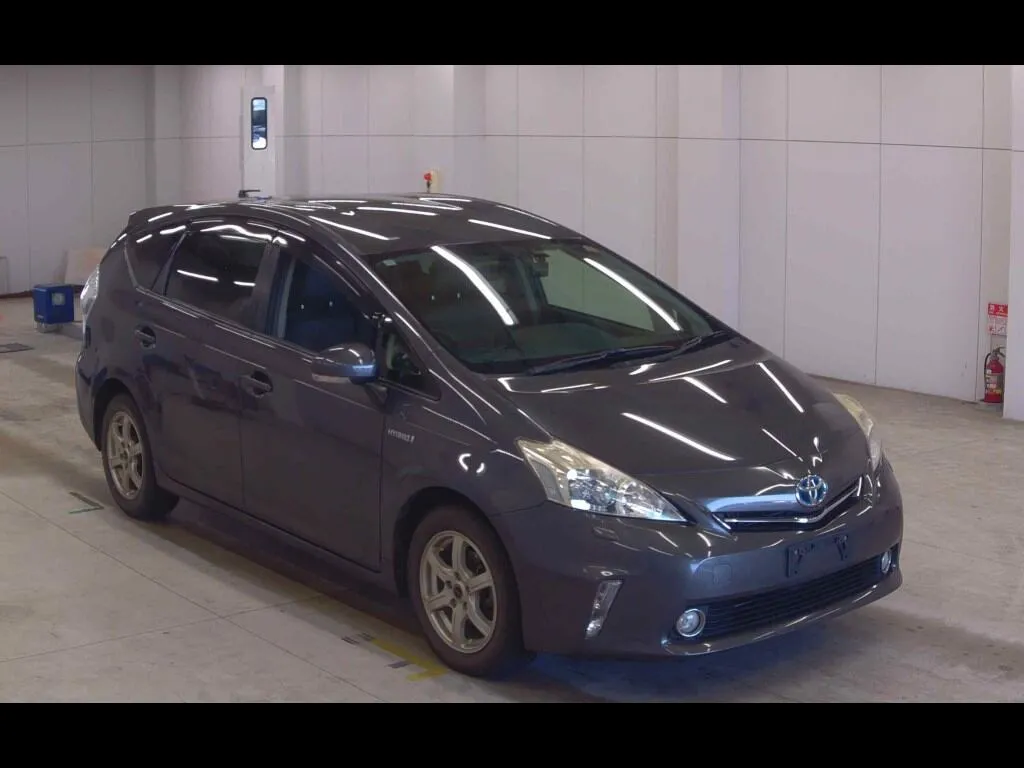 TOYOTA PRIUS ALPHA G