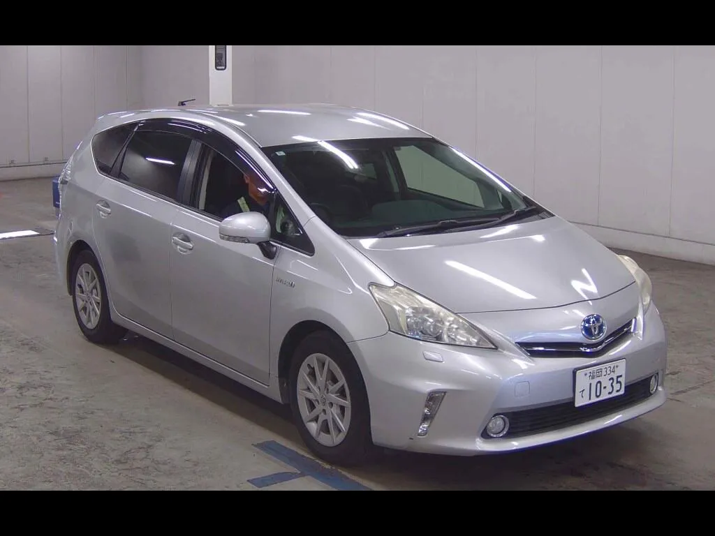 TOYOTA PRIUS ALPHA G