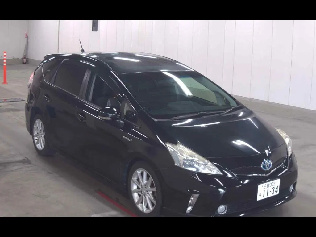 TOYOTA PRIUS ALPHA S TOURING SELECTION