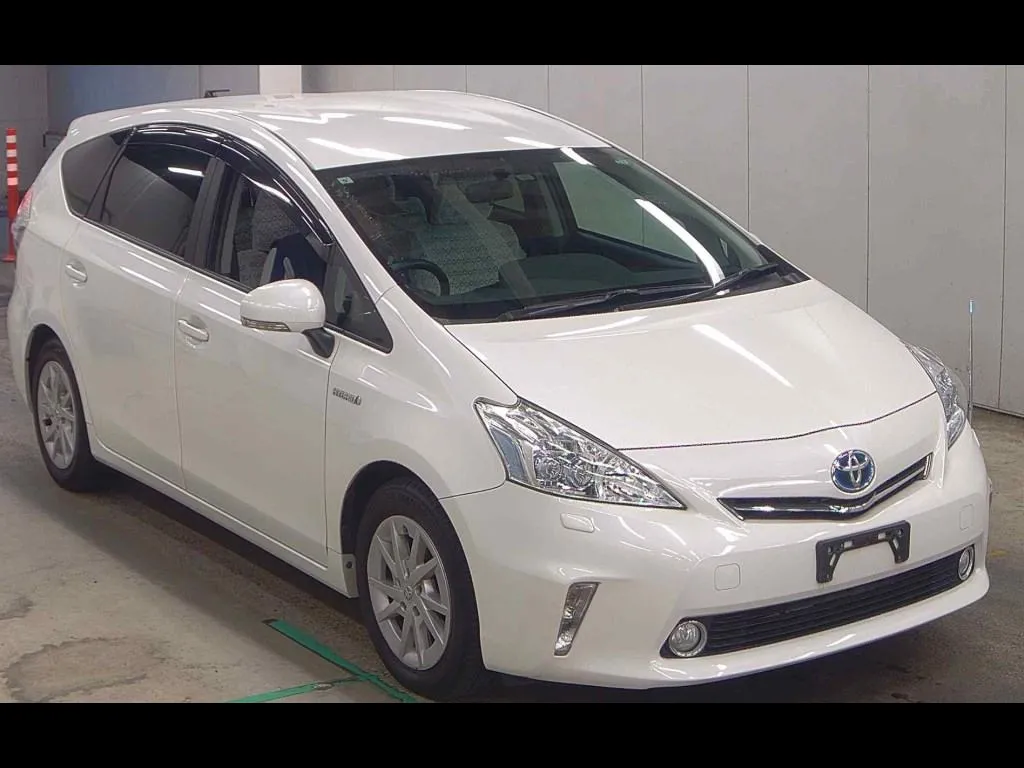 TOYOTA PRIUS ALPHA G