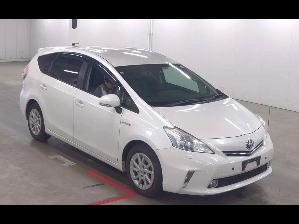 TOYOTA PRIUS ALPHA G