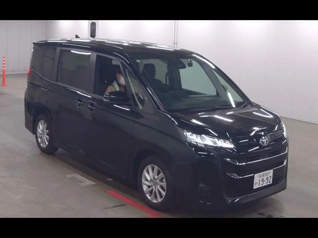 TOYOTA NOAH G