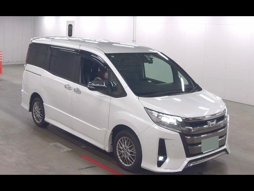 TOYOTA NOAH HYBRID SI WXB Ⅲ