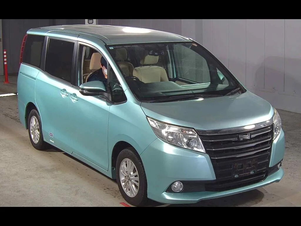 TOYOTA NOAH G