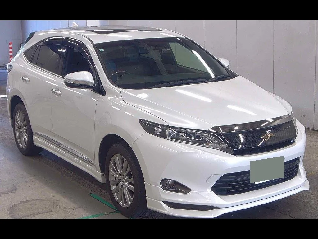 TOYOTA HARRIER PREMIUM