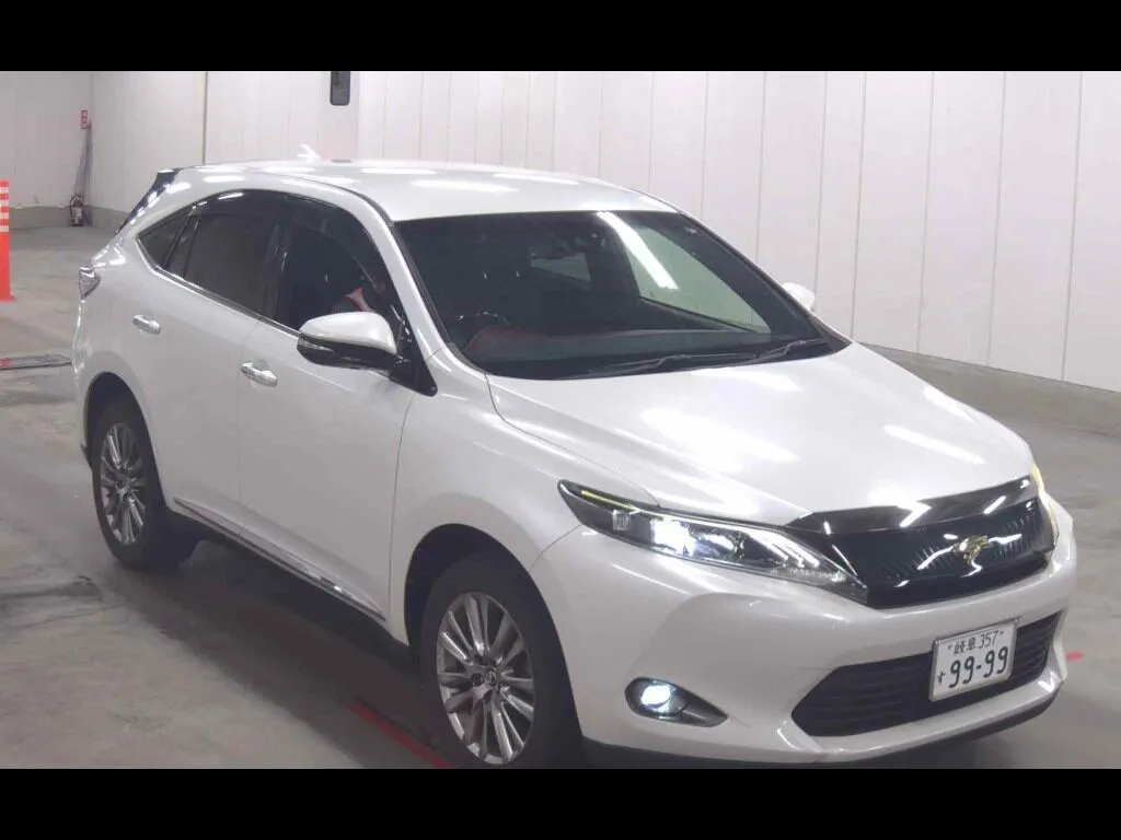 TOYOTA HARRIER 4WD PREMIUM