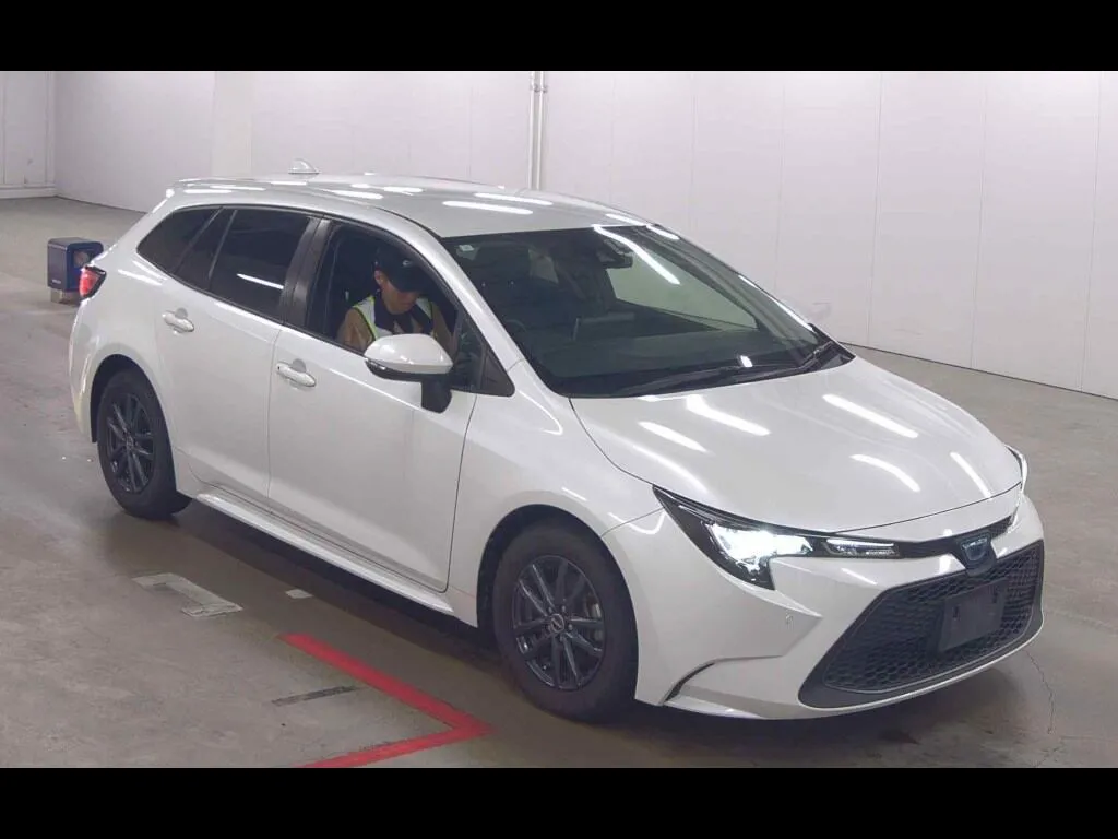 TOYOTA COROLLA TOURING HYBRID S