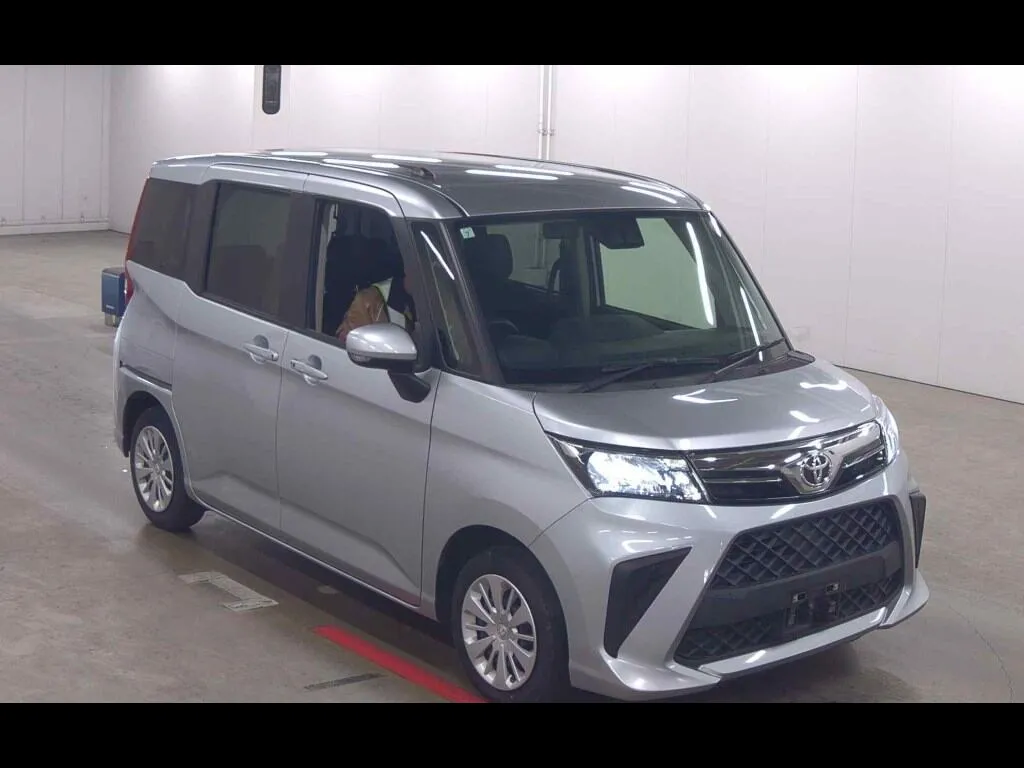TOYOTA ROOMY 4WD G