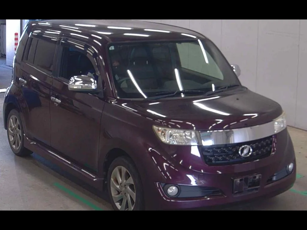 TOYOTA BB 5D Z KIRAMEKI-G