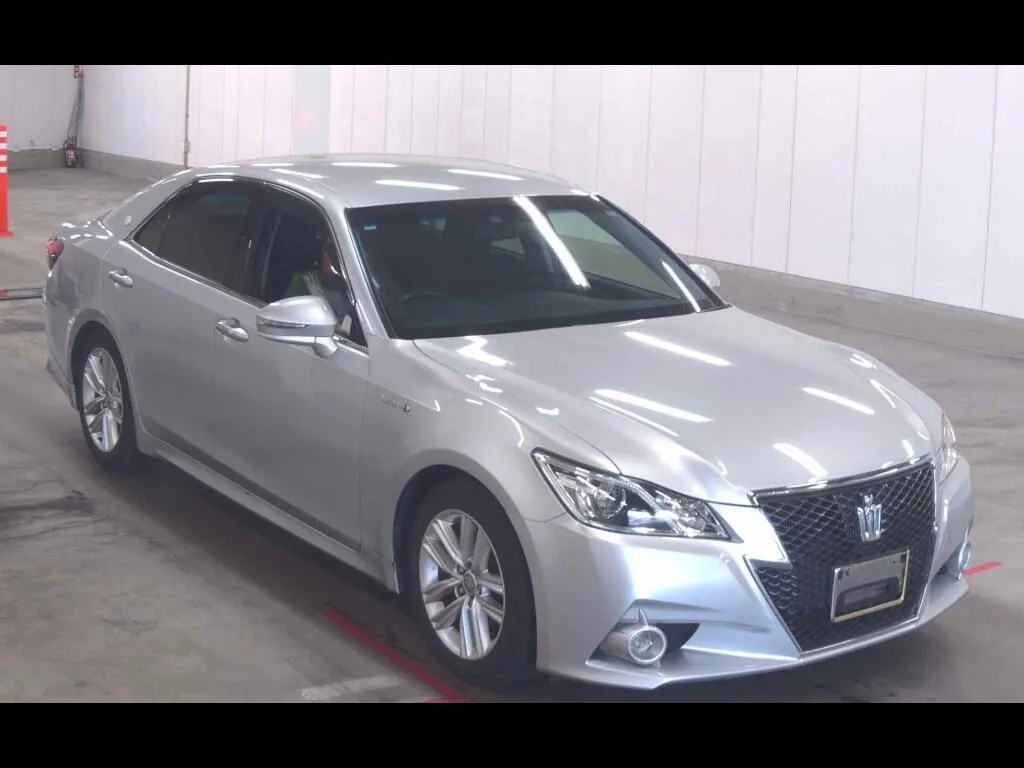 TOYOTA CROWN HYBRID ATHLETE S