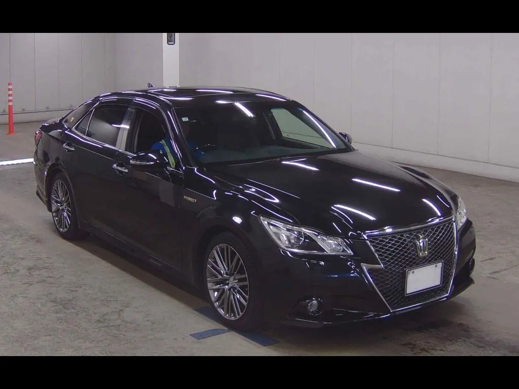 TOYOTA CROWN HYBRID ATHLETE G