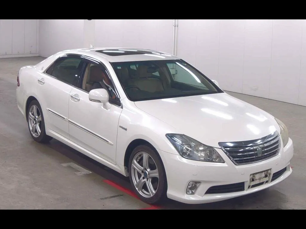 TOYOTA CROWN HYBRID L PACKAGE