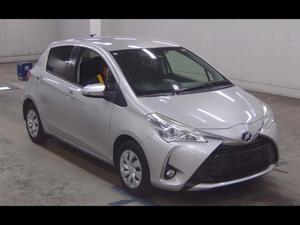 TOYOTA VITZ 5D F SAFETY EDITION Ⅲ