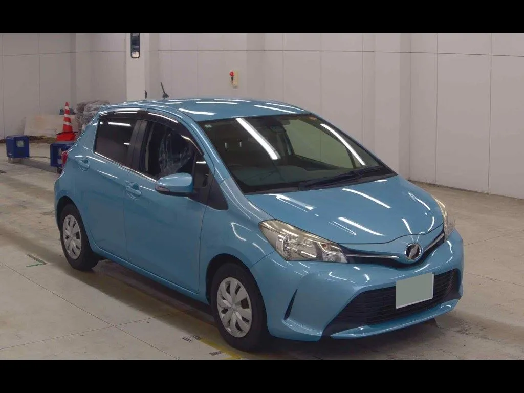 TOYOTA VITZ 5D JEWELA