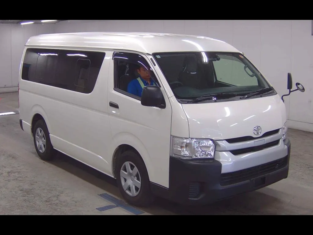 TOYOTA HIACE WAGON 4D DX