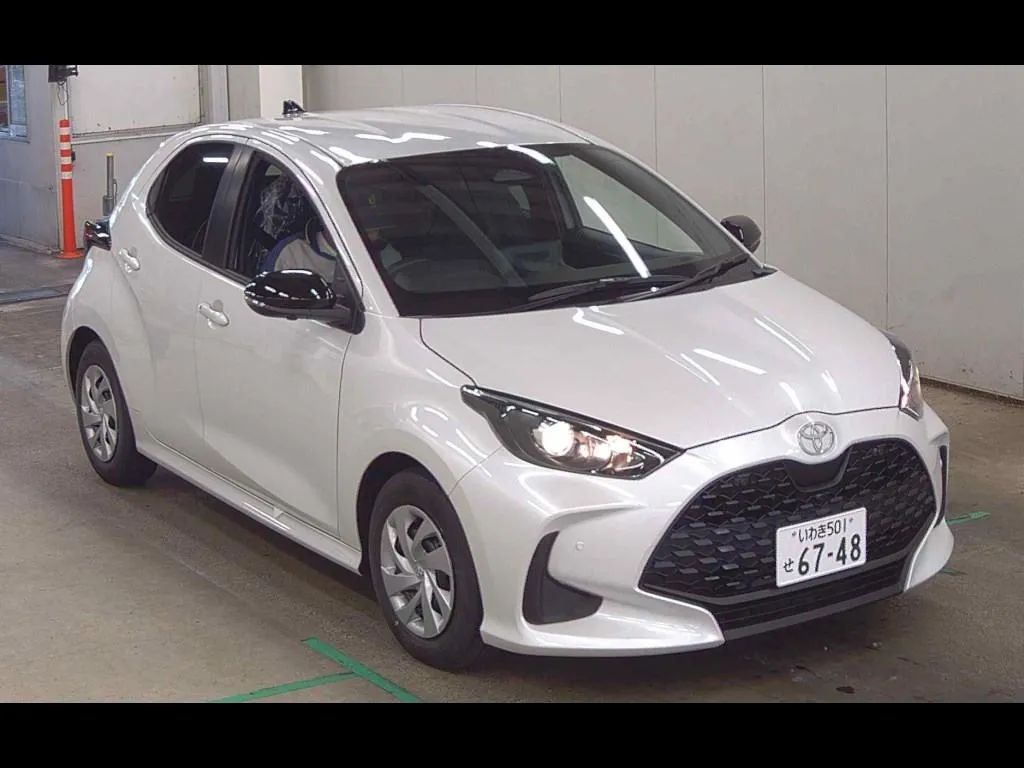 TOYOTA YARIS X