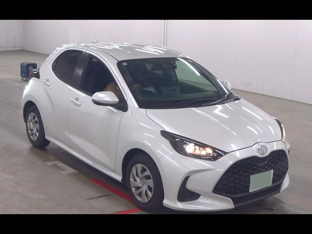 TOYOTA YARIS X