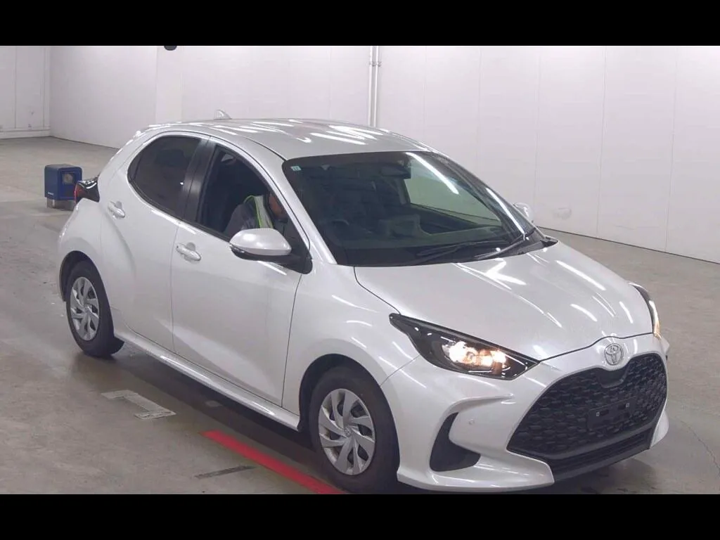 TOYOTA YARIS X
