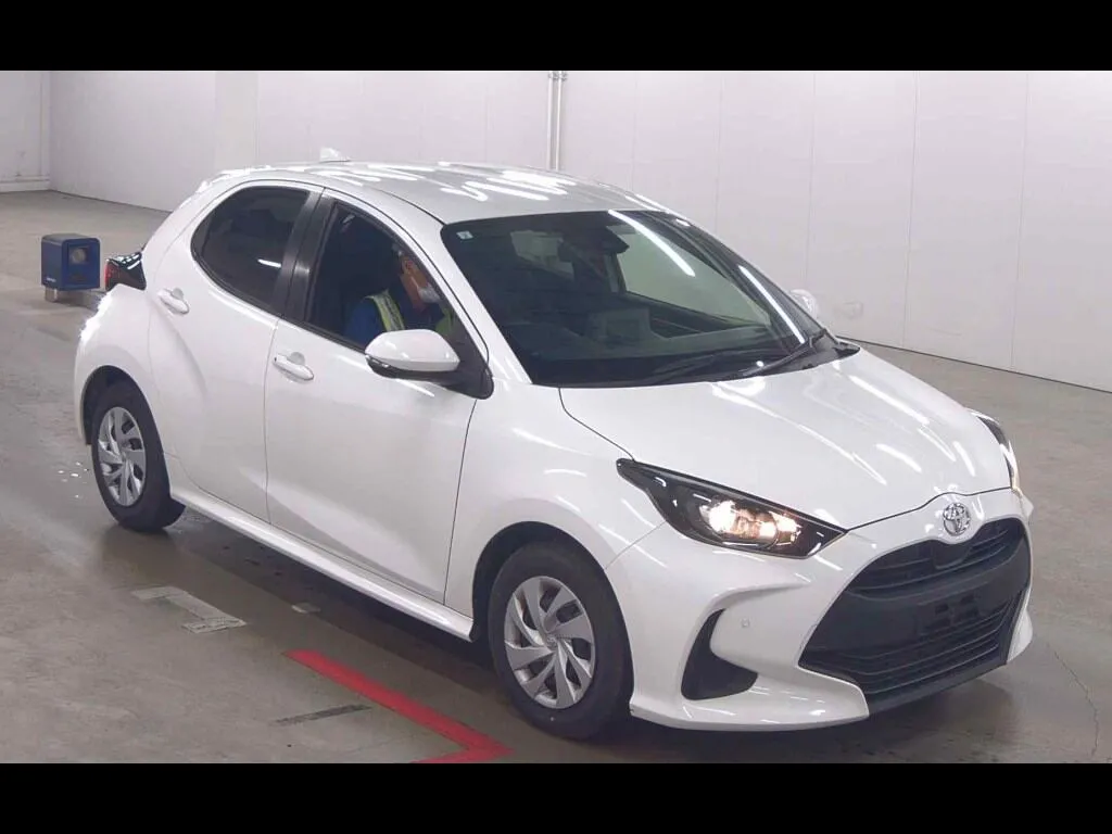 TOYOTA YARIS X
