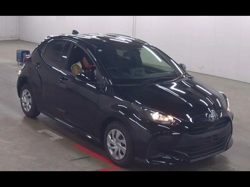 TOYOTA YARIS X