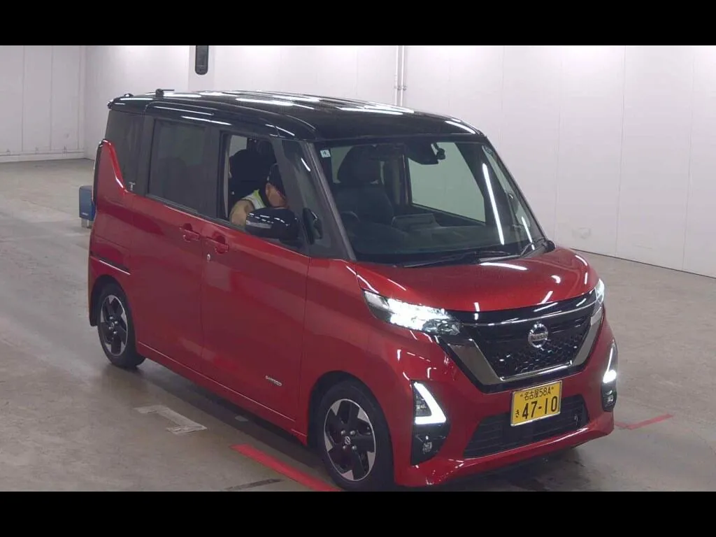 NISSAN ROOX HIGHWAY STAR X URBAN CHROME