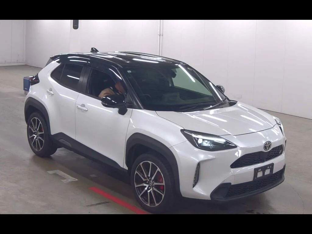 TOYOTA YARIS CROSS GR SPORT