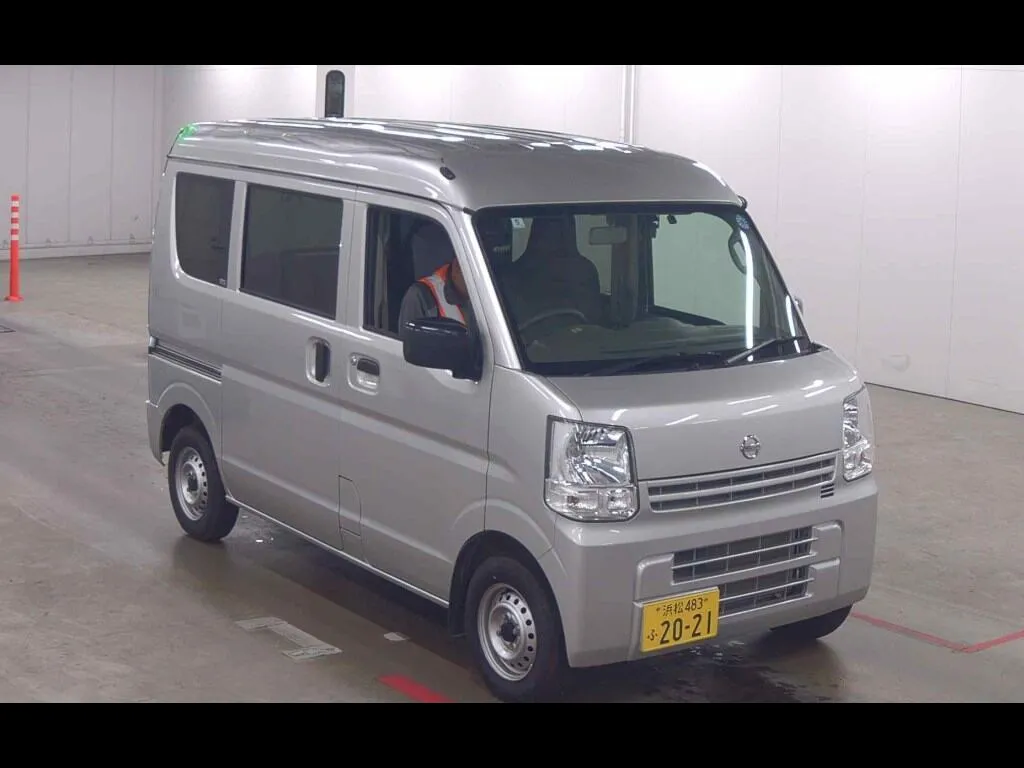 NISSAN NV100CLIPPER VAN DX