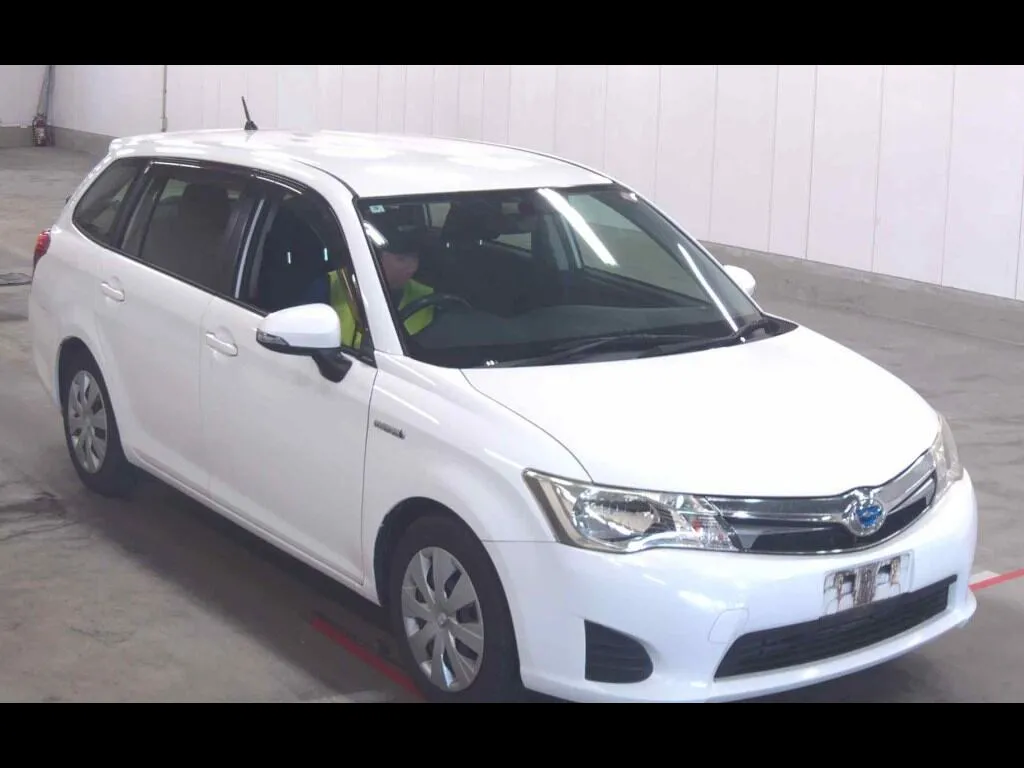 TOYOTA COROLLA FIELDER HYBRID