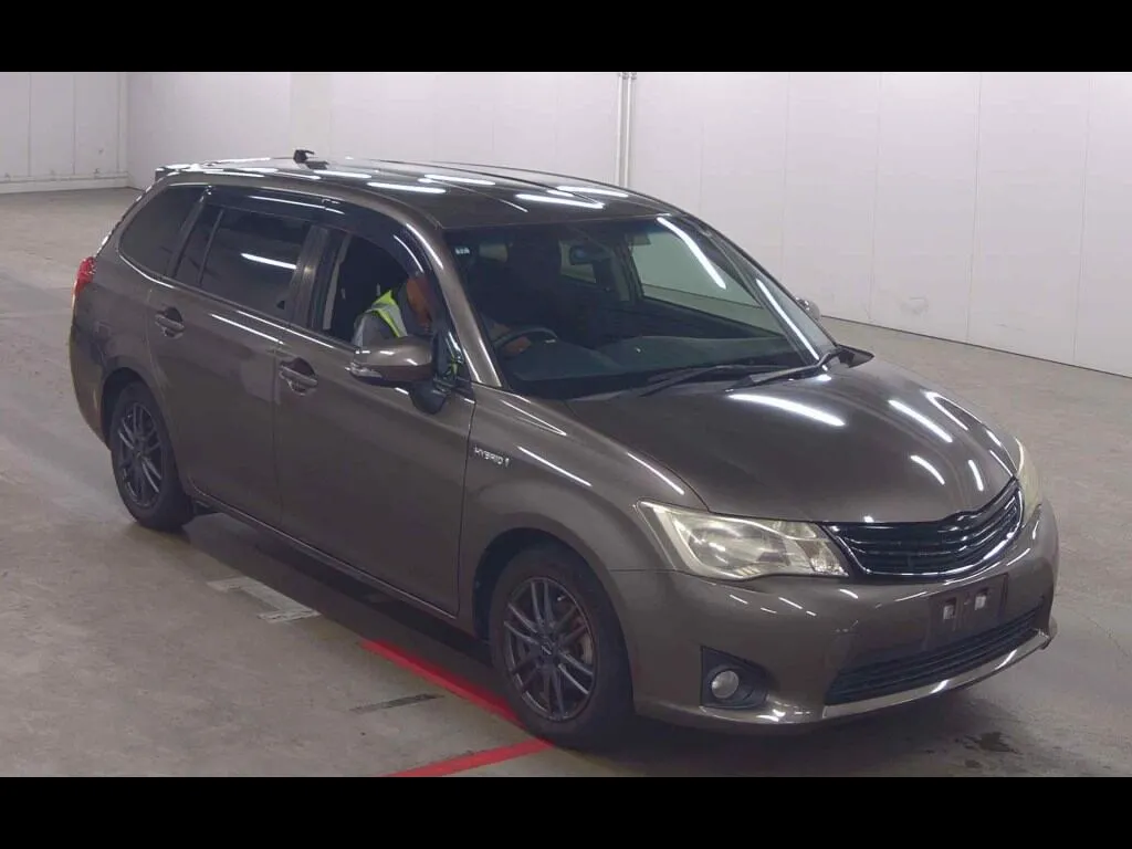 TOYOTA COROLLA FIELDER HYBRID G