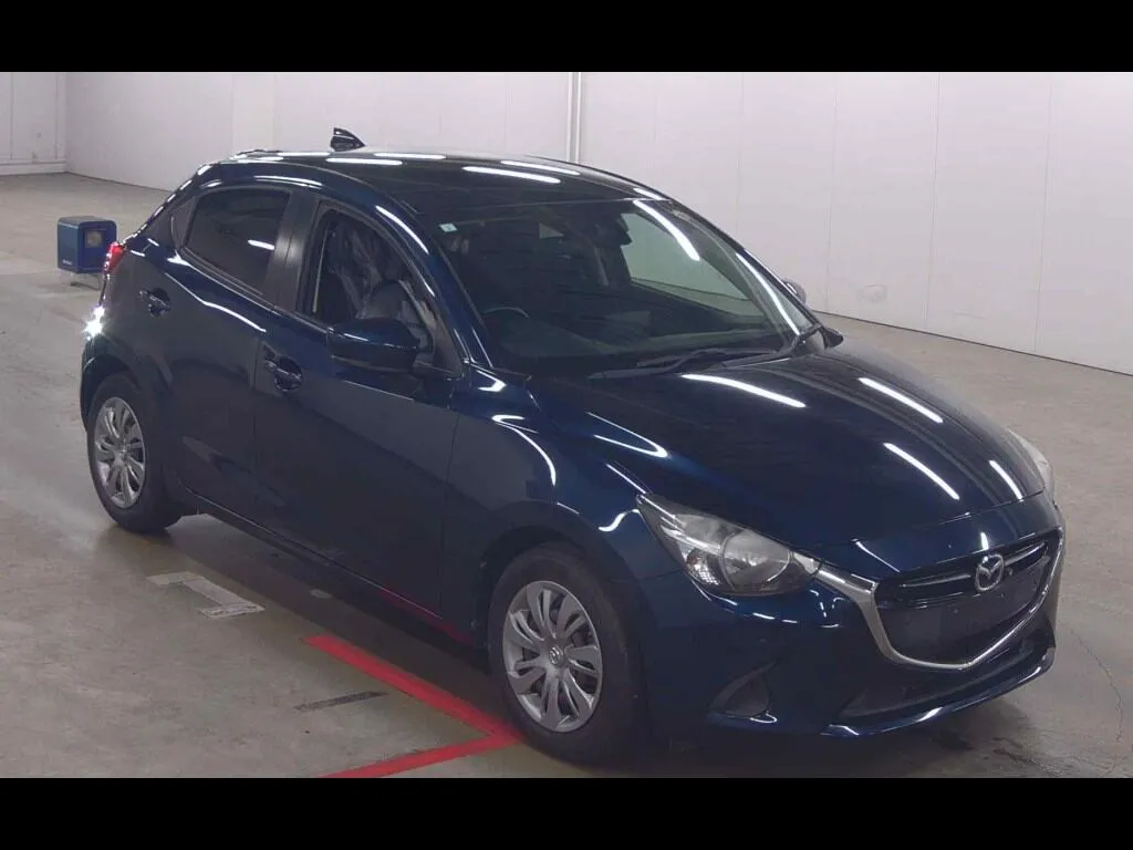 MAZDA DEMIO 5D 15S