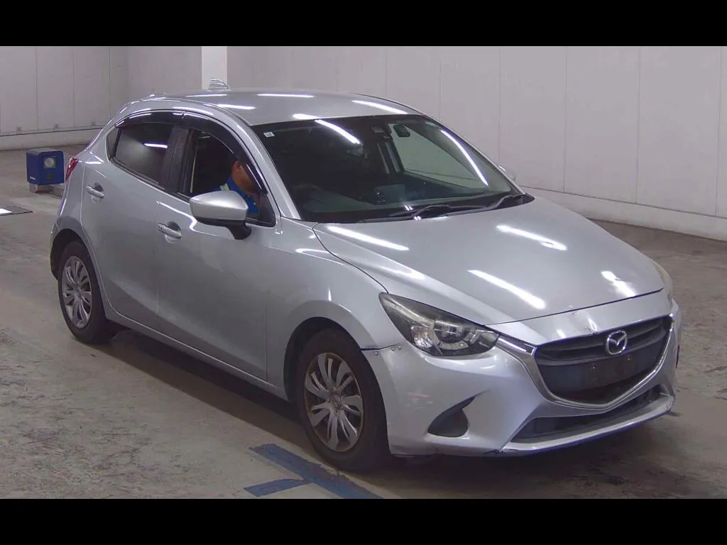 MAZDA DEMIO 5D 13S