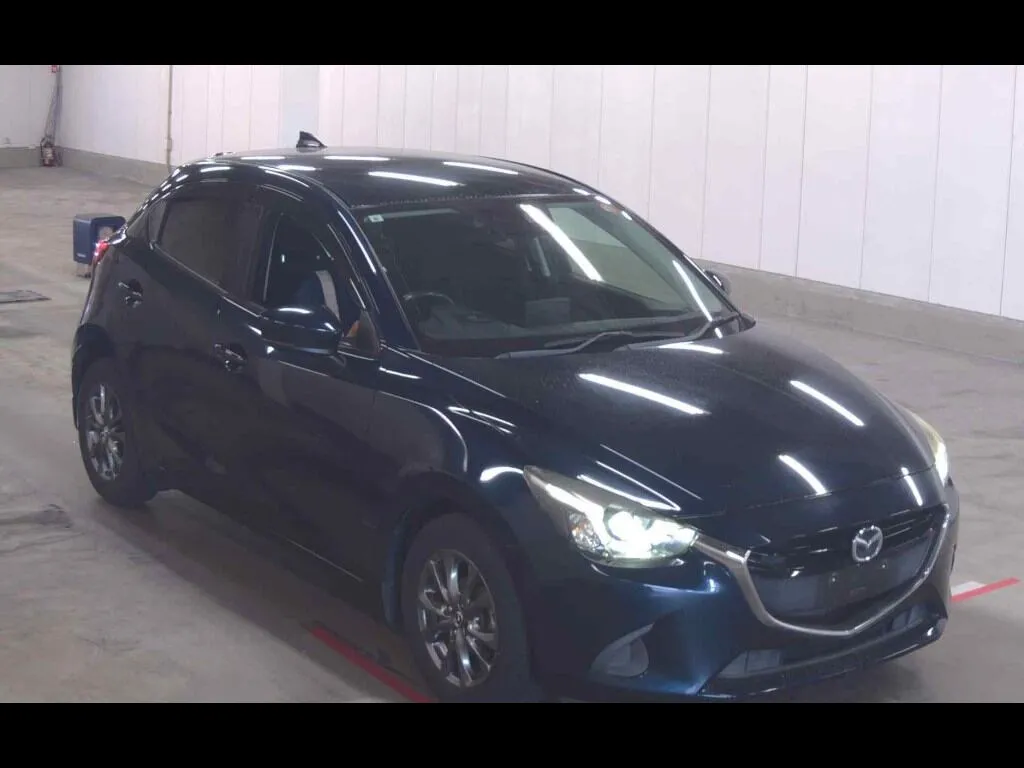 MAZDA DEMIO 5D 13S TOURING