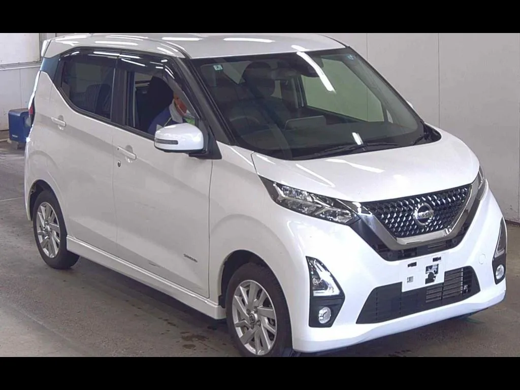 NISSAN DAYZ 4WD HIGHWAY STAR X