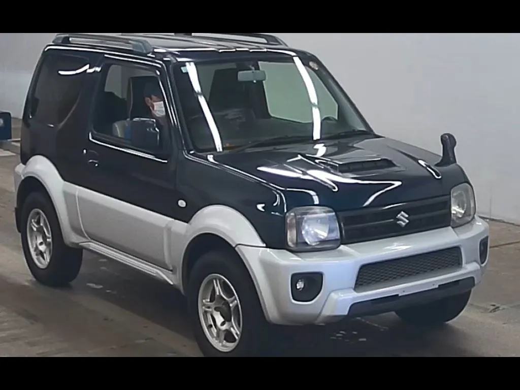 SUZUKI JIMNY SIERRA 4WD BASE GRADE