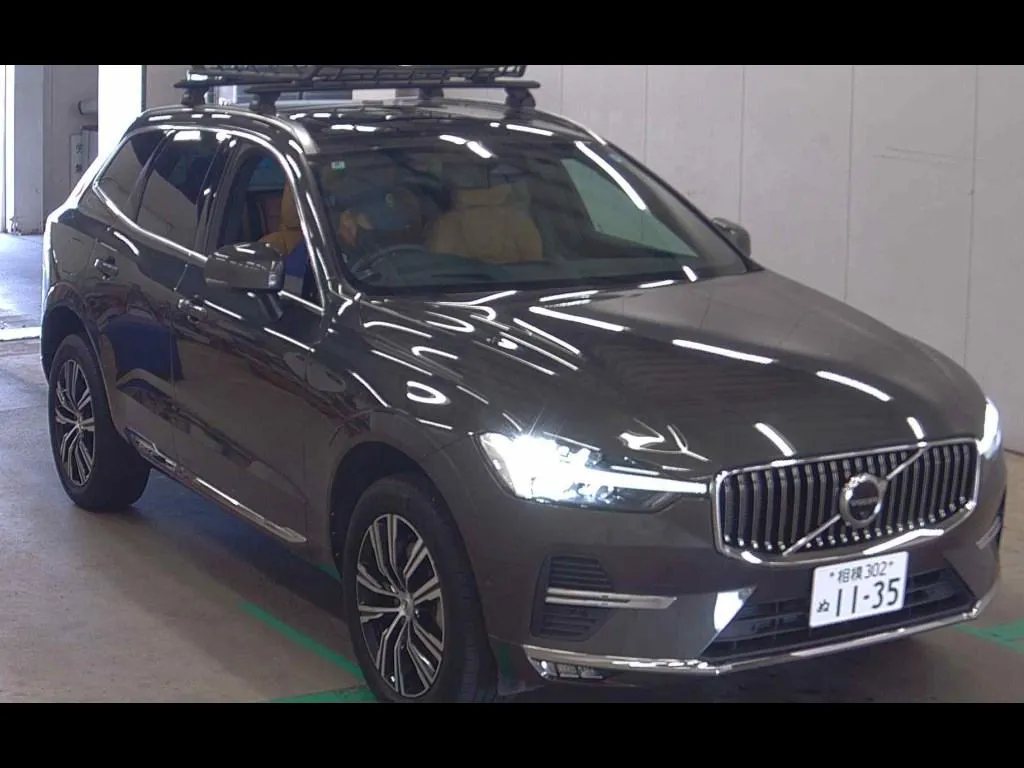 VOLVO XC60 4WD B5 AWD INSCRIPTION