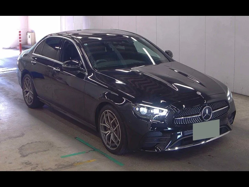 MERCEDES BENZ E-CLASS 4D E220D SPORTS